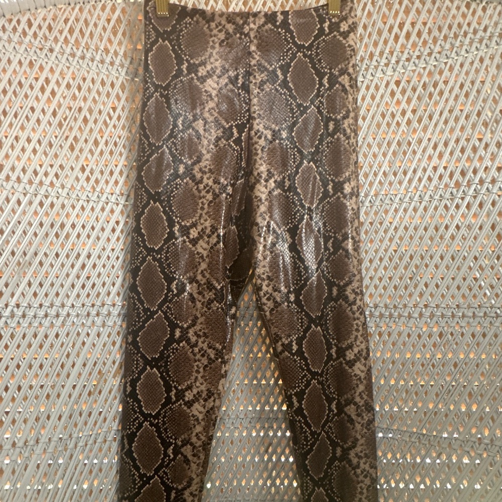 Commando Reptile embossed faux leather leggings